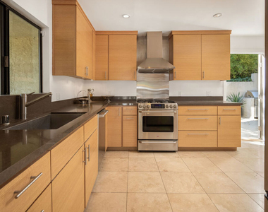 6319 Heather Drive - Photo Thumbnail 17