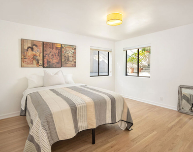 6319 Heather Drive - Photo Thumbnail 10