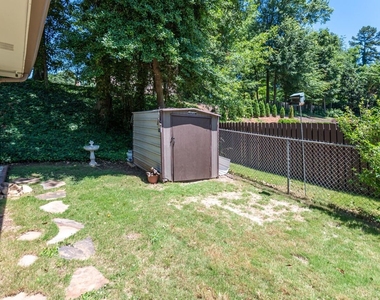 3926 Pineview Drive Se - Photo Thumbnail 25
