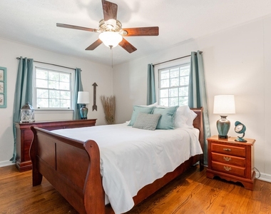 3926 Pineview Drive Se - Photo Thumbnail 16
