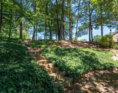 3926 Pineview Drive Se - Photo Thumbnail 31