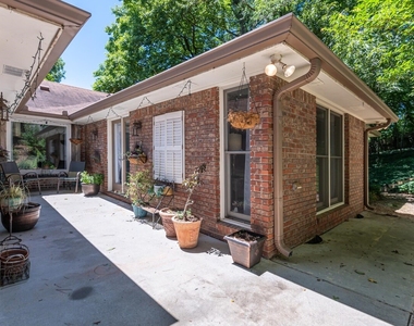 3926 Pineview Drive Se - Photo Thumbnail 29