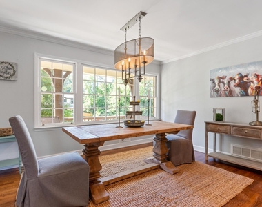 3926 Pineview Drive Se - Photo Thumbnail 8