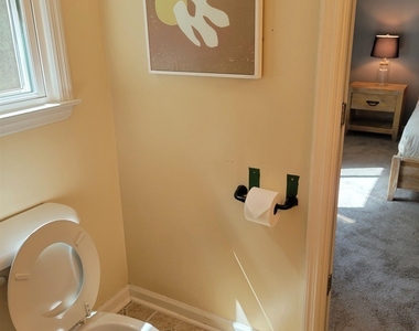 1356 Velvet Creek - Photo Thumbnail 22