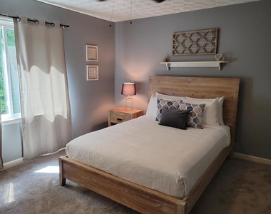 1356 Velvet Creek - Photo Thumbnail 26