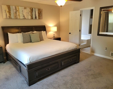 1356 Velvet Creek - Photo Thumbnail 33