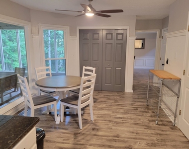 1356 Velvet Creek - Photo Thumbnail 8