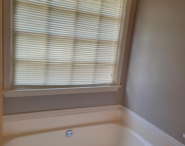 1356 Velvet Creek - Photo Thumbnail 35
