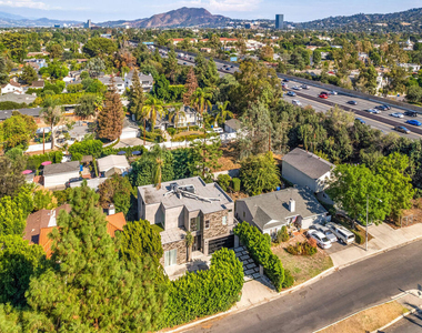 4640 Radford Avenue - Photo Thumbnail 1