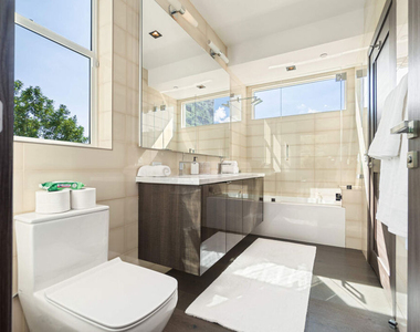 4640 Radford Avenue - Photo Thumbnail 14