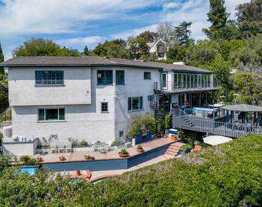 3537 Berry Drive - Photo Thumbnail 28