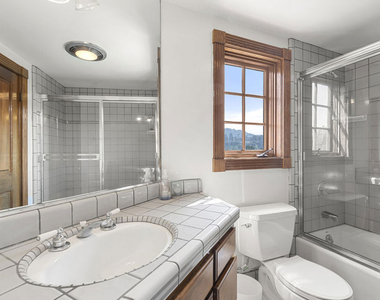 3537 Berry Drive - Photo Thumbnail 21