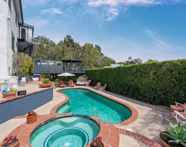 3537 Berry Drive - Photo Thumbnail 25