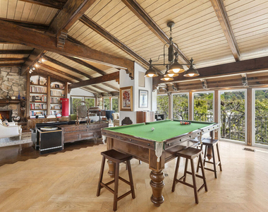 3537 Berry Drive - Photo Thumbnail 7