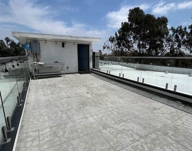 913 Hilldale Avenue - Photo Thumbnail 19