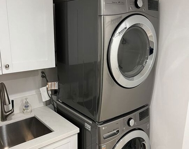 913 Hilldale Avenue - Photo Thumbnail 21