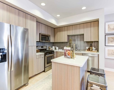 7290 Edinger Avenue - Photo Thumbnail 19