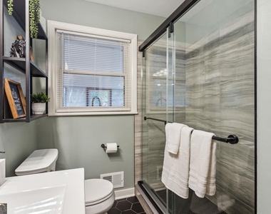 425 Sw Plantation Road - Photo Thumbnail 22