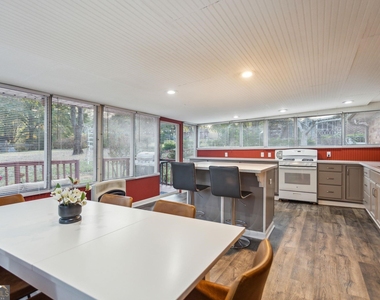 425 Sw Plantation Road - Photo Thumbnail 12
