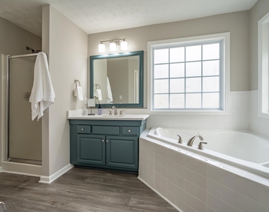 104 Kingston Pointe Drive - Photo Thumbnail 24