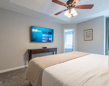 104 Kingston Pointe Drive - Photo Thumbnail 21