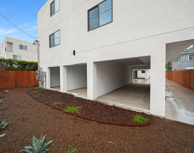 171 S Hoover Street - Photo Thumbnail 40