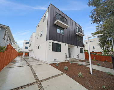 171 S Hoover Street - Photo Thumbnail 42