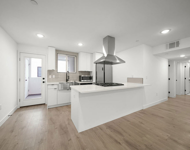 171 S Hoover Street - Photo Thumbnail 30
