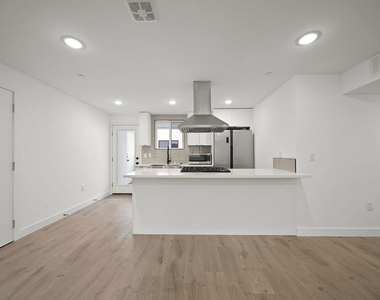 171 S Hoover Street - Photo Thumbnail 29