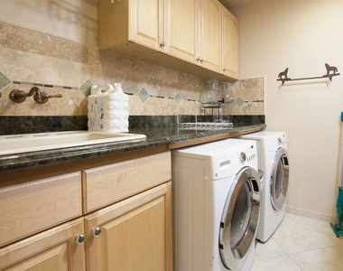 2624 Costebelle Drive - Photo Thumbnail 16