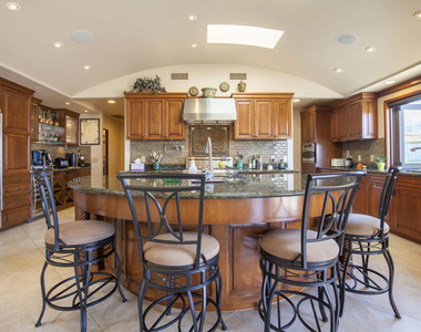 2624 Costebelle Drive - Photo Thumbnail 12
