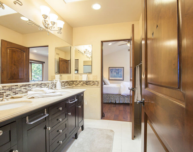 2624 Costebelle Drive - Photo Thumbnail 25