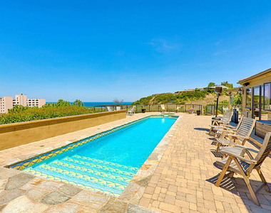 2624 Costebelle Drive - Photo Thumbnail 38