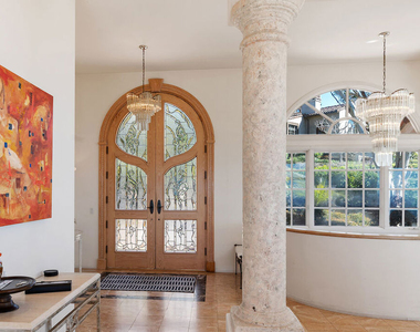 7350 Brodiaea Way - Photo Thumbnail 5
