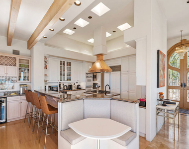 7350 Brodiaea Way - Photo Thumbnail 12