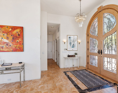 7350 Brodiaea Way - Photo Thumbnail 3