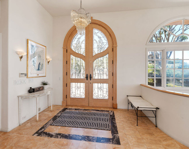 7350 Brodiaea Way - Photo Thumbnail 4