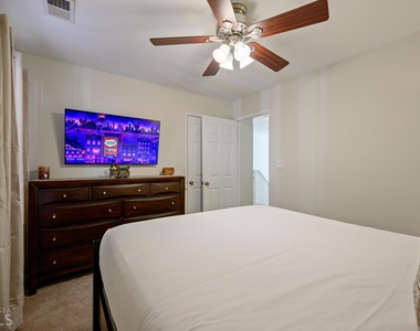 4632 Liberty Square Drive - Photo Thumbnail 19