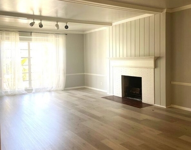 10682 Kinnard Avenue - Photo Thumbnail 11