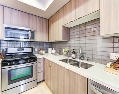 7290 Edinger Avenue - Photo Thumbnail 20