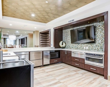 7290 Edinger Avenue - Photo Thumbnail 34