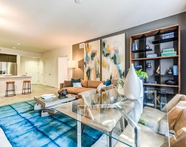 7290 Edinger Avenue - Photo Thumbnail 12