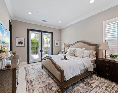 55140 Spring Creek Court - Photo Thumbnail 12