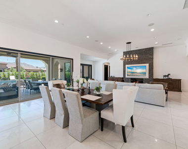 55140 Spring Creek Court - Photo Thumbnail 6