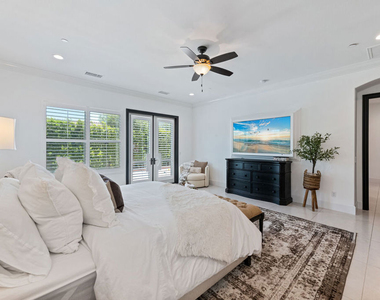55140 Spring Creek Court - Photo Thumbnail 19