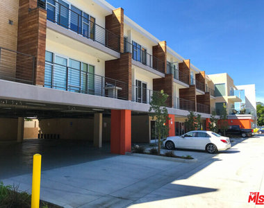 1968 N Lake Avenue - Photo Thumbnail 32