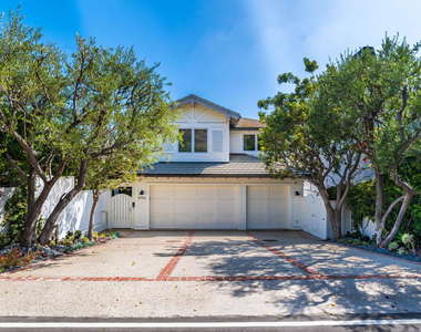 30962 Broad Beach Road - Photo Thumbnail 5