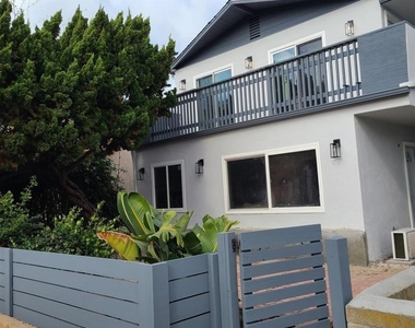 836 Island Ct - Photo Thumbnail 19