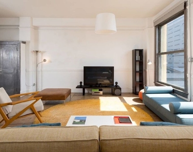 108 W 2nd Street - Photo Thumbnail 4
