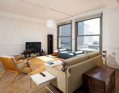 108 W 2nd Street - Photo Thumbnail 5